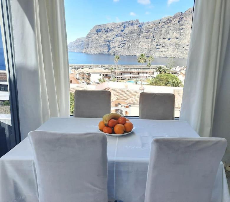 Amazing View Los Gigantes & La Gomera Διαμέρισμα Acantilado de los Gigantes Εξωτερικό φωτογραφία