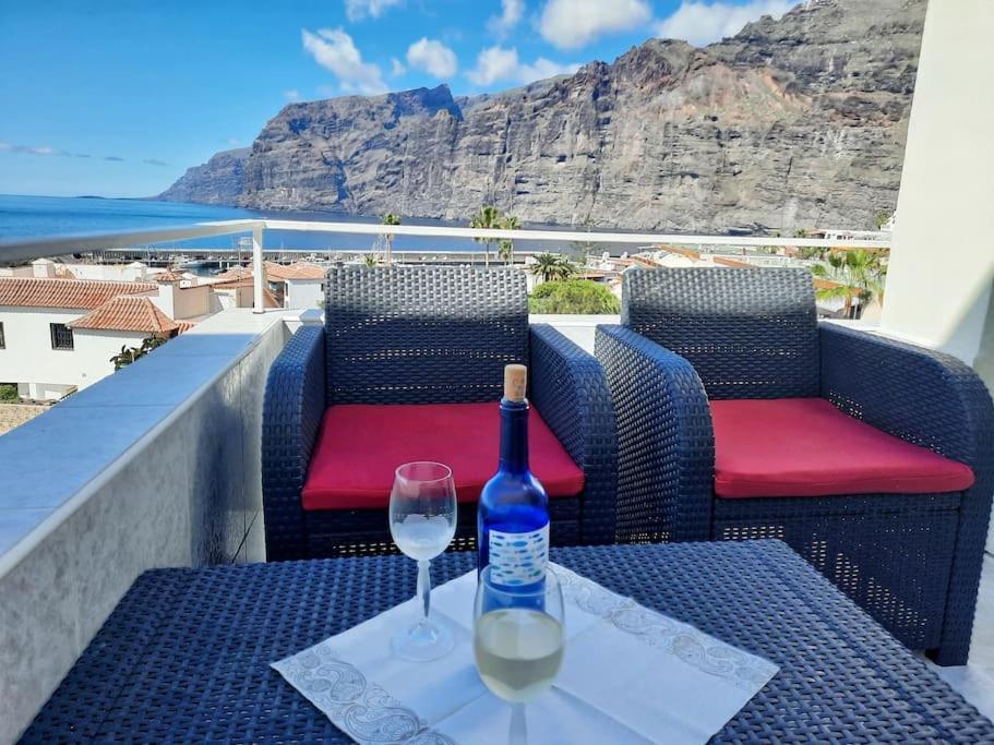 Amazing View Los Gigantes & La Gomera Διαμέρισμα Acantilado de los Gigantes Εξωτερικό φωτογραφία