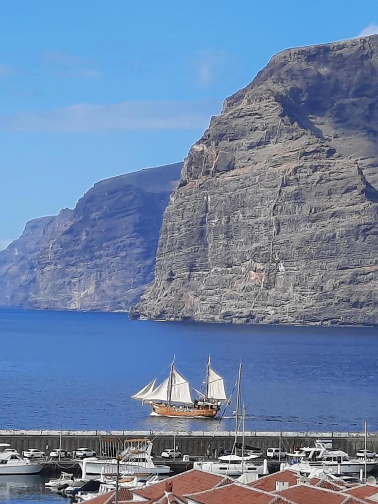 Amazing View Los Gigantes & La Gomera Διαμέρισμα Acantilado de los Gigantes Εξωτερικό φωτογραφία