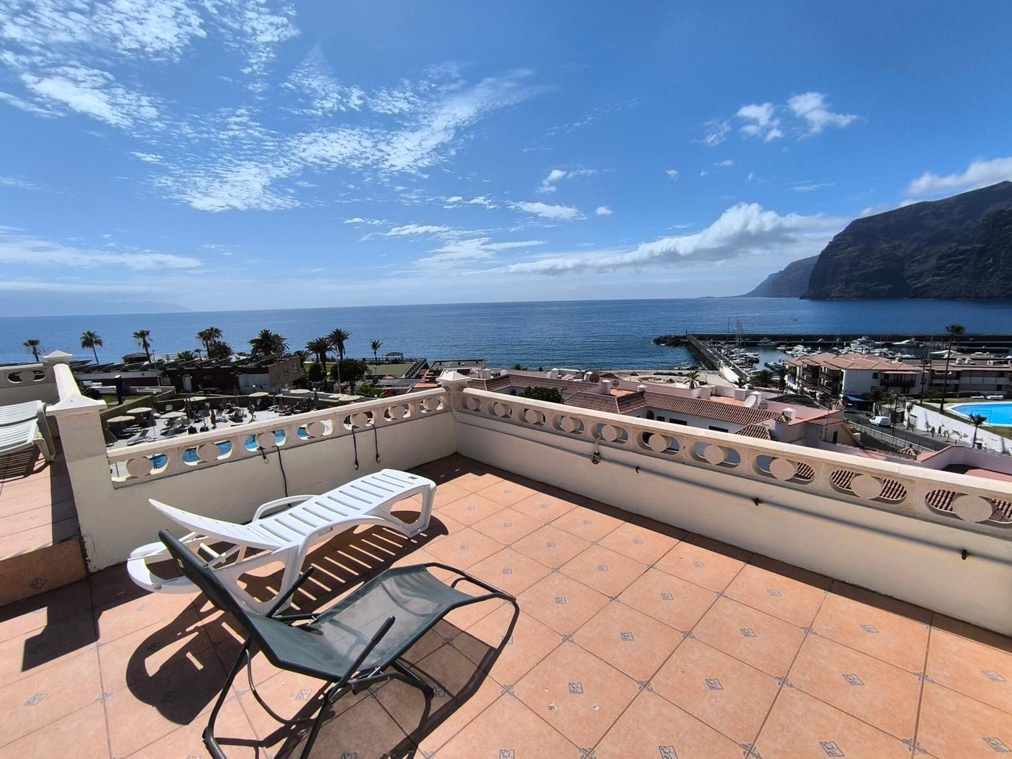 Amazing View Los Gigantes & La Gomera Διαμέρισμα Acantilado de los Gigantes Εξωτερικό φωτογραφία